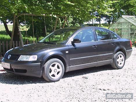 VW Passat 20VT SOLGT - Dagen hvor jeg lige havde hentet bilen. April 2004 billede 9