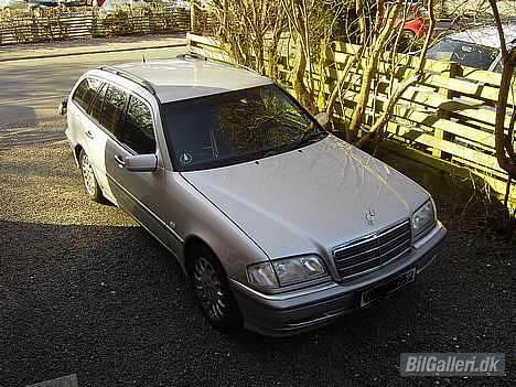 Mercedes Benz C180 St. Elegance (SOLGT) billede 1