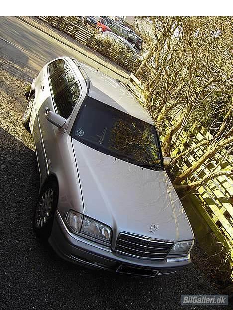 Mercedes Benz C180 St. Elegance (SOLGT) billede 4