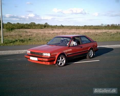 Nissan Bluebird Coupé 1.8 Turbo  billede 1