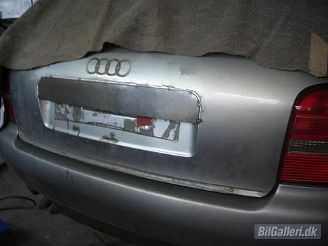 Audi A4 Airrider V1.0 SOLGT!! - så blir der lavet bagklap billede 10