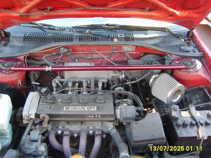 Toyota Carina E  Død - Tårnstiver og sportsfilter billede 7