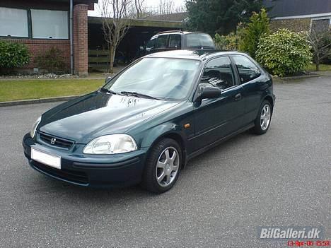 Honda Civic 1,4 Is -Solgt- - Sårn så den ud da jeg fik den..  har lavet alt selv..!! billede 18