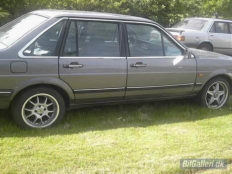 VW Santana solgt billede 5