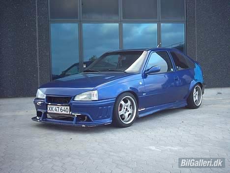 Opel Kadett GSI V6_24v billede 7