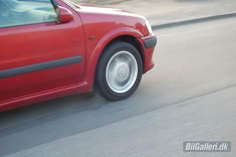 Peugeot 106 GTI billede 14