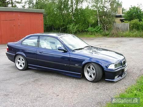 BMW 320 Coupè billede 1