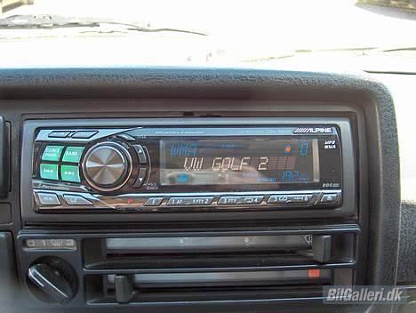 VW Golf 2 - Alpine Mp3-Wma radio, bare en FED HU. billede 16