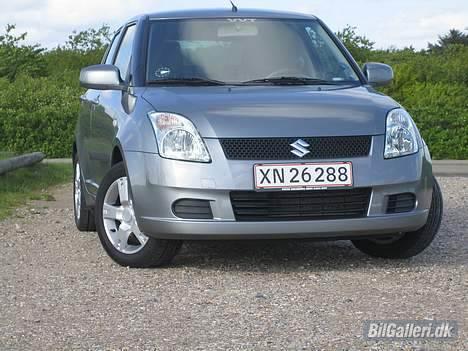 Suzuki swift "solgt" billede 10