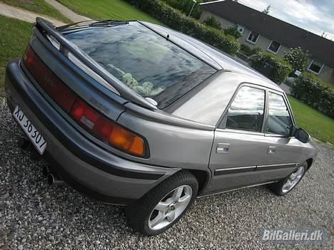 Mazda 323F billede 18