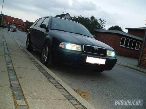 Skoda Octavia TDi Combi SOLGT. - Som den så ud før.. billede 2