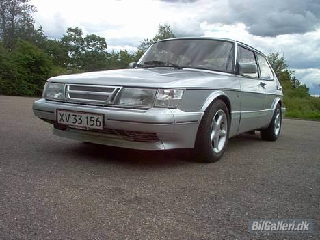 Saab 900 t16 "aero" billede 1