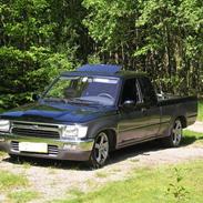 Toyota Hilux-Lowlux Solgt