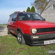 VW Golf 1,8  Solgt