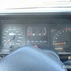 Ford Sierra 2,3 V6 **SOLGT**