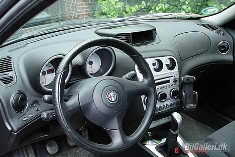 Alfa Romeo 156 SW 2.0 JTS - Standart kabine, den er lækker.. billede 3