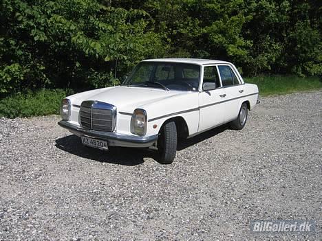 Mercedes Benz 240D-8 aut. billede 1