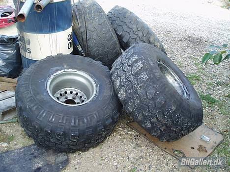 Toyota Landcruiser HJ60 *Solgt* - Til salg! 38"x15,5"x15" på 12"x15" alu  billede 4