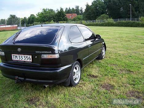 Toyota Corolla 1,3 Xli - Solgt   - Billede taget den 19.08.2006  billede 4