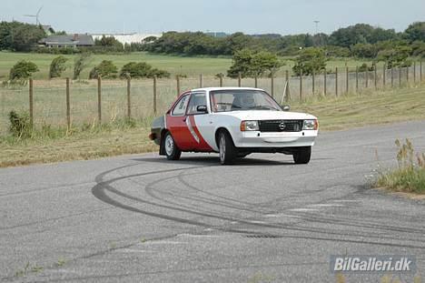 Opel Ascona B billede 13
