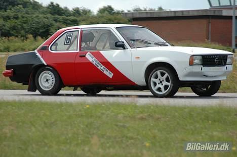Opel Ascona B billede 15