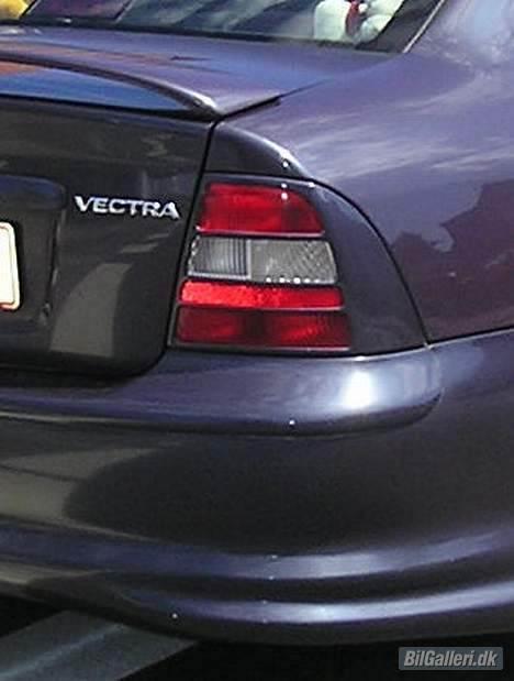 Opel    Vectra *SOLGT* - Lygtemasker Monteret billede 11