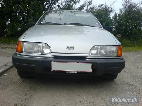 Ford Sierra - Før billede af fronten billede 1