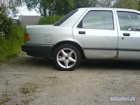 Ford Sierra - siden.. måske lidt sænkning ville være godt billede 2