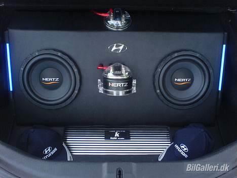 Hyundai Coupe FX1 2,0 solgt - så er det beklædt...  billede 16