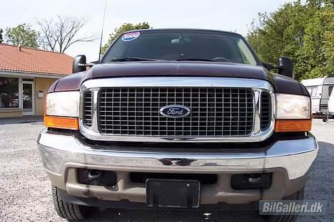Ford Excursion XLT V10 LTD billede 15