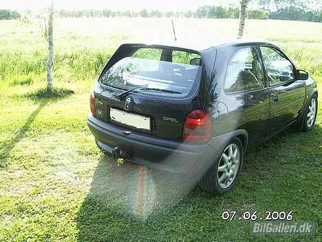 Opel Corsa 1,4i Sport Solgt billede 7