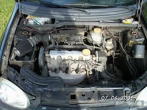 Opel Corsa 1,4i Sport Solgt billede 8