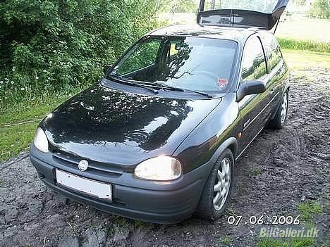 Opel Corsa 1,4i Sport Solgt billede 10