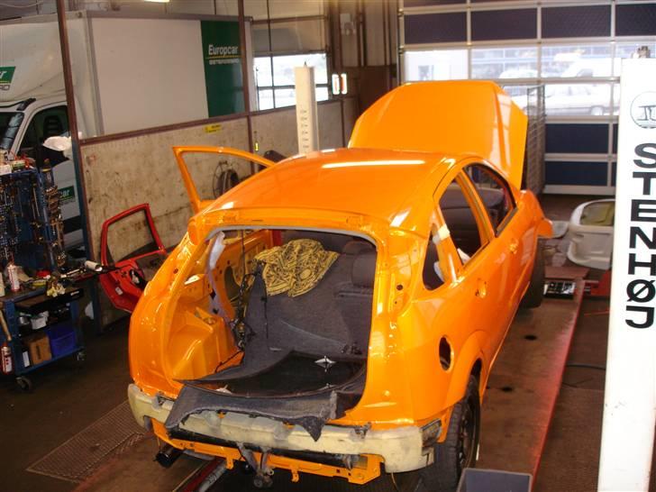 Ford Focus "Solgt" - den spiller meget bedre i sollys ;) billede 9