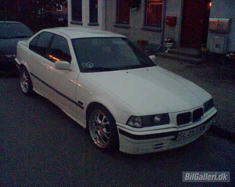 BMW E36 318i *SOLGT* - Sådan ser bilen ud nu 7/6-06 billede 13