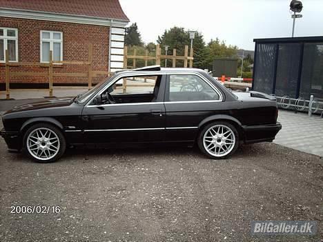 BMW E30 320I billede 20