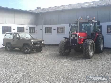 Nissan patrol 3,3 TD Solgt - dette er min traktor som jeg har kørt traktortræk i.... nåede til østlige øers mesterskab i Roskilde.... næste skridt havde været DM i 5700kg klassen. men det ville den ikke.... kørte også KUN i klasse med traktore med over 450hk mod mine 120.. hehe billede 13