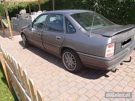 Opel vectra a gls - vectra fra venstre side bagfra billede 4