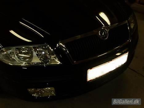 Skoda Octavia - se hvor den skinder! billede 4