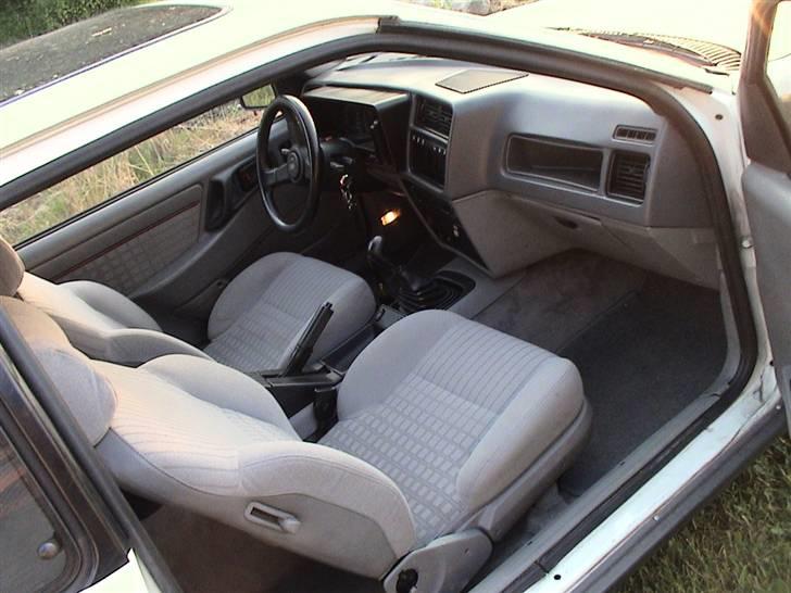 Ford Sierra Xr4i - Kabinen, Dog den gamle HU og Gearknob billede 16