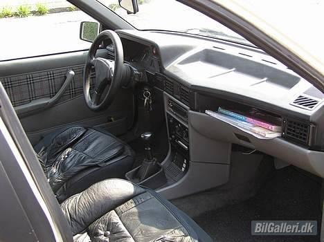 Opel Kadett 1,6i GT "SOLGT" billede 10