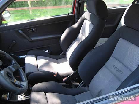 VW Golf 1,8  Solgt billede 3