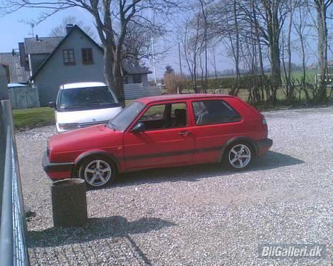 VW Golf 1,8  Solgt billede 4