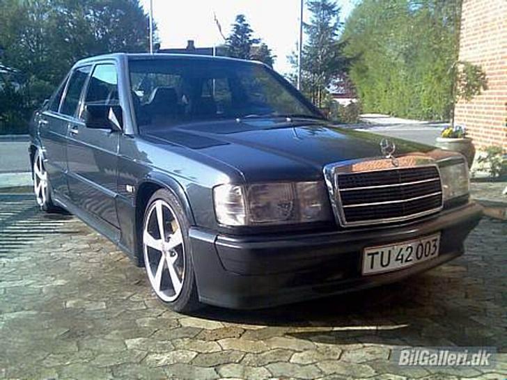Mercedes Benz 190E 2,3 16V billede 1