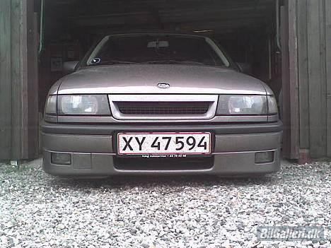 Opel Vectra 2000 16V*solgt* - Lowrider???? billede 1