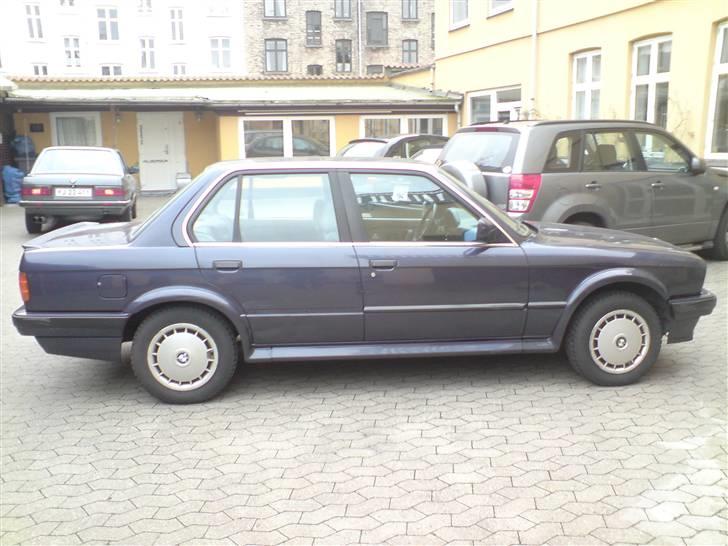 BMW 325IX "SOLGT" billede 5