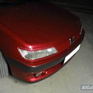 Peugeot 306