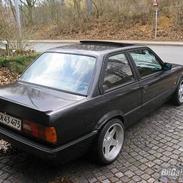 BMW 325i E30 (Solgt)