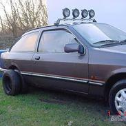 Ford Sierra 1,6 Laser