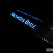 Mercedes Benz E 220 CDI